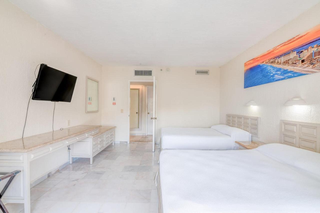Condos In Prime Cancun Location Plus 3 Pools 외부 사진