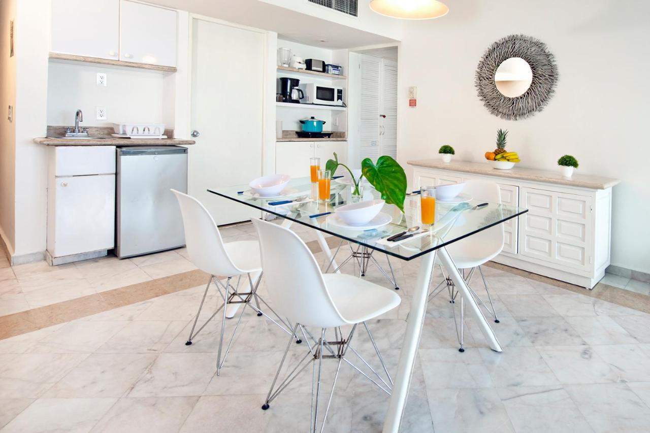 Condos In Prime Cancun Location Plus 3 Pools 외부 사진